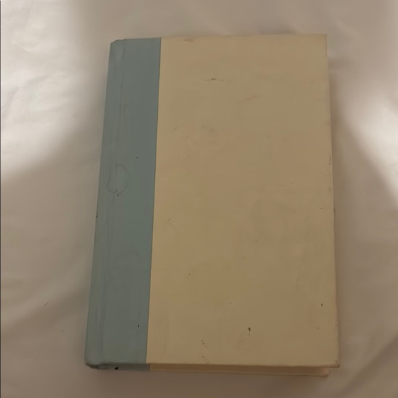 'When Will the Heaven Begin?' Decorative Book - Picture 2 of 5